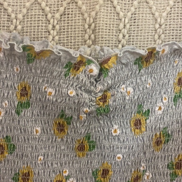 Sunflower Tank Top Crop Top - Picture 2 of 3